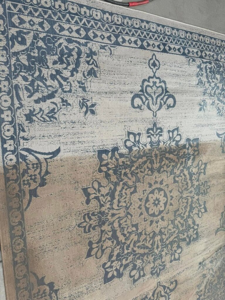 Area rug cleaning service in Abilene, Buffalo Gap, Tuscola, and more! Call today for a free quote!